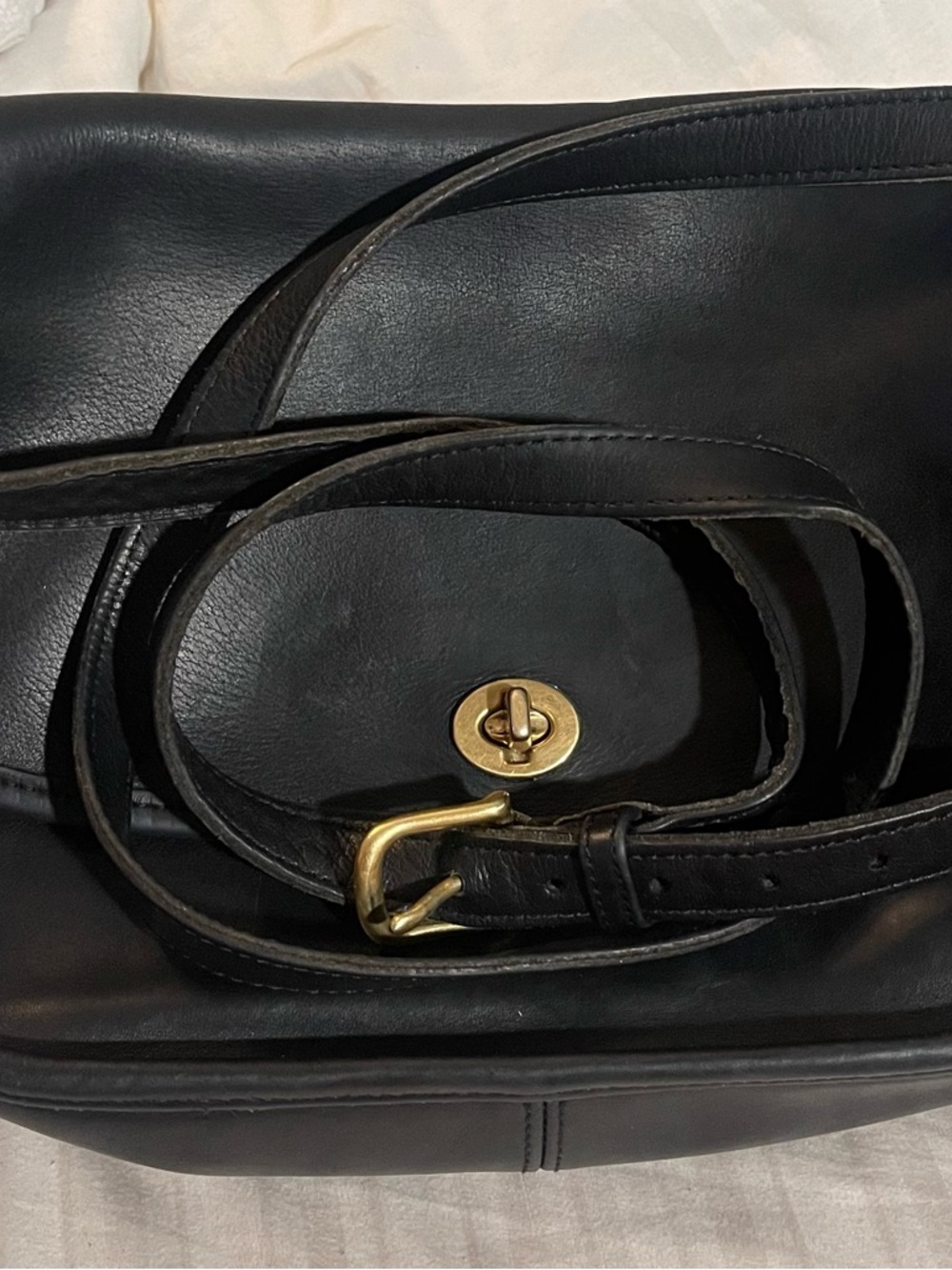 Vintage Coach Black Leather City Bag No G9N-9790 - Picture 2 of 9